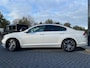 Volkswagen Passat 1.6 TDI Highline Business R | DSG | Panoramadak | Navi | Camera | Stoel & Stuurverwarming| Leder