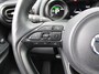 Mazda 2 Hybrid 1.5 Select | 16" LM | Stoel- & stuurverwarming | HUD | Camera | Dodehoek sensor |