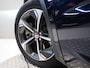 Jaguar E-Pace P300E Hybrid + Plug-in 309 PK  AWD HSE R-Dynamic, Panodak, Meridian, Led