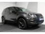 Land Rover Discovery Sport 2.0 Si4 4WD SE Luxury / Panoramadak / Achteruitrijcamera / Elektr. verstelbare voorstoelen / Meridian Surround Sound / Parkeerhulp 360 / Apple Carplay - Andriod Auto / Ambienteverlichting / Cruise Control / Black Optic / Lane Assist / Grootlicht Assistent / PDC / LED Koplampen / Regensensor / Trekhaak