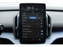 Volvo EX30 Single Motor Extended Range Ultra 69 kWh | Panoramadak | Power Seats Met Geheugen | 360° Parkeercamera | Park Pilot Assist | Keyless Entry | Premium audio by Harman Kardon | BLIS | Adaptieve Cruise Control | Pilot Assist | Extra Getint Glas | Onyx Black