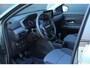 Dacia Sandero Stepway 1.0 TCe 110Pk Extreme | Navigatie | Draadloze Apple & Android Carplay | Parkeersensoren Voor & Achter | BlindSpot | Middenarmsteun | Camera | Hoogte verstelbare bestuurderstoel |