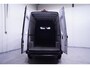 Mercedes-Benz Sprinter 317 CDI 170 pk Aut. L2H2 Navi, Camera Laadruimte Pakket, Cruise Control, PDC V+A, 3-Zits