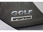 Volkswagen Golf Sportsvan 1.4 TSI Highline 125PK / 92kW DSG, NL Auto door ons geleverd en dealer onderhouden, wegklapbare trekhaak, executive pakket, adaptieve cruise control (acc), privacy glas, elektrisch verstel-, verwarm- en inklapbare buitenspiegels (spiegel pakket), navigatie, parkeersensoren voor en achter (pdc), park assist, diefstalalarm