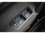 Volkswagen Golf Sportsvan 1.4 TSI Highline 125PK / 92kW DSG, NL Auto door ons geleverd en dealer onderhouden, wegklapbare trekhaak, executive pakket, adaptieve cruise control (acc), privacy glas, elektrisch verstel-, verwarm- en inklapbare buitenspiegels (spiegel pakket), navigatie, parkeersensoren voor en achter (pdc), park assist, diefstalalarm