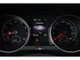 Volkswagen Golf Sportsvan 1.4 TSI Highline 125PK / 92kW DSG, NL Auto door ons geleverd en dealer onderhouden, wegklapbare trekhaak, executive pakket, adaptieve cruise control (acc), privacy glas, elektrisch verstel-, verwarm- en inklapbare buitenspiegels (spiegel pakket), navigatie, parkeersensoren voor en achter (pdc), park assist, diefstalalarm