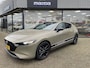 Mazda 3 HB 2.0 e-SkyActiv-G 150 M Hybrid Nagisa , Demovoordeel € 3.040,-, Bruin Leder, Bose, Navi, Adap.Cruise, Clima, Apple Carplay, Camera, PDC, HUD, Stoelverwarming, 18" LMV