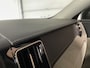 Volvo XC60 T6 AWD Recharge Inscription | Trekhaak | Head-Up Display | Stoelventilatie | Adaptieve Cruise Control | Stoelmassage | Stoel en Stuurwielverwarming | Parkeercamera | Pilot Assist | BLIS Dode Hoek Detectie | Voorstoelen Elektrisch geheugen | Nappa Lederen