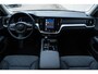 Volvo V60 T6 Recharge AWD Essential Edition | Long Range | Verwarmbare voorstoelen | Verwarmbaar stuurwiel | Verwarmbare achterbank | Google Infotainment | Parkeercamera | 19 inch Lichtmetalen velgen