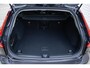 Volvo V60 T6 Recharge AWD Essential Edition | Long Range | Verwarmbare voorstoelen | Verwarmbaar stuurwiel | Verwarmbare achterbank | Google Infotainment | Parkeercamera | 19 inch Lichtmetalen velgen