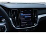 Volvo V60 T6 Recharge AWD Essential Edition | Long Range | Verwarmbare voorstoelen | Verwarmbaar stuurwiel | Verwarmbare achterbank | Google Infotainment | Parkeercamera | 19 inch Lichtmetalen velgen