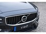 Volvo V60 T6 Recharge AWD Essential Edition | Long Range | Verwarmbare voorstoelen | Verwarmbaar stuurwiel | Verwarmbare achterbank | Google Infotainment | Parkeercamera | 19 inch Lichtmetalen velgen