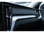 Volvo V60 T6 Recharge AWD Essential Edition | Long Range | Verwarmbare voorstoelen | Verwarmbaar stuurwiel | Verwarmbare achterbank | Google Infotainment | Parkeercamera | 19 inch Lichtmetalen velgen