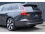Volvo V60 T6 Recharge AWD Essential Edition | Long Range | Verwarmbare voorstoelen | Verwarmbaar stuurwiel | Verwarmbare achterbank | Google Infotainment | Parkeercamera | 19 inch Lichtmetalen velgen