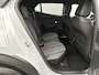 Peugeot 2008 SUV Allure Hybrid 136pk Automaat | Navigatie via Apple Carplay / Android Auto | Achteruitrijcamera | Stoelverwarming | Climate Control | Cruise Control | Parkeersensoren v+a | Armsteun | Digitaal instrumentenpaneel | DAB+ radio | Led koplampen | Donker getint glas | 17" lichtmetalen velgen |