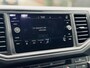 Volkswagen Crafter 35 2.0 TDI L3H3 | Blackline | Navigatie | PDC | Trekhaak | Opstaptrede | Verwarmde voorruit | Ex btw