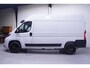 Opel Movano 2.2D 140 pk L2H2 White&Black Edition Navi 18" LMV, Bullbar + Sidebars Zwart, Camera, Apple Carplay, 3-Zits, Nieuw