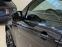 Land Rover Discovery Sport 1.5 P270e PHEV Dynamic Edition | Panoramadak | 20 inch Gloss Black | Black Pack | Cold Climate pack | NIEUW | Direct uit voorraad Leverbaar!