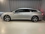 Volkswagen Arteon Shooting Brake 1.4 TSI eHybrid R-Line Business+ 18"/Trekhaak/Standkachel/Stoelverwarming v+a/LED+/Camera/PDC v+a/Dynamic Chassis/Apple Carplay & Android Auto
