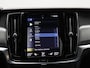 Volvo V90 2.0 T8 AWD Momentum Pro | Navigatie | Camera | Stoelverwarming | Lederen Bekleding | LED Verlichting |
