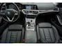 BMW 3-Serie Touring 330e xDrive Pano Led Leder Business Edition Plus
