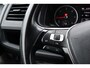 Volkswagen Transporter 2.0 TDI L2H1 Highline DC Cruise, PDC, NAVI, Multimedia, LED, 140PK, Voorruit verwarming, Trekhaak, UNIEK!
