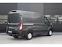 Ford Transit 350 2.0 TDCI L2H2 Trend 165pk - Facelift - 2x Schuifdeur - Adaptive Cruise - Navigatie - Blind Spot - 360 Camera - Stoel - Stuurverwarming - Rijklaar