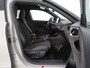 DS 3 Crossback E-Tense So Chic Performance-Pack 50 kWh [ 3-Fase ] (INCL-BTW) *LEATHER-MICROFIBRE | DIGI-COCKPIT | SPORT-SEATS | CARPLAY | DAB+ | ECC | LANE-ASSIST | PDC | CCS-FASTLOADER | CRUISE | 17"ALU**