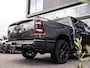 Dodge Ram 1500 5.7 V8 4x4 Crew Cab Night Edition | Pano-Dak | Groot Navi | Elektrisch Sidebars