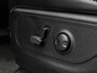 Dodge Ram 1500 5.7 V8 4x4 Crew Cab Night Edition | Pano-Dak | Groot Navi | Elektrisch Sidebars