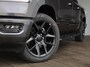 Dodge Ram 1500 5.7 V8 4x4 Crew Cab Night Edition | Pano-Dak | Groot Navi | Elektrisch Sidebars
