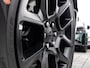 Dodge Ram 1500 5.7 V8 4x4 Crew Cab Night Edition | Pano-Dak | Groot Navi | Elektrisch Sidebars