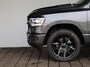 Dodge Ram 1500 5.7 V8 4x4 Crew Cab Night Edition | Elektrisch Sidebars | Pano-Dak | Groot Navi |