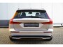 Volvo V60 2.0 B4 Plus Dark | Park Assist | Stuur- stoelverwarming | Pilot Assist | Elektrische- geheugenstoelen