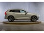 Volvo XC60 2.0 T8 Twin Engine AWD R-Design | Apple carplay | Trekhaak | Panorama | Adaptieve cruise |