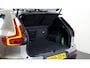Volvo XC40 1.5 T5 Plug-in Hybrid 193kW/262pk DCT7 FACELIFT! Plus Bright CLIMA + CRUISE + FULL LED HIGH BEAM + NAVI SENSUS + LANE ASSIST + SPORTSTOELEN + KEYLESS ENTRY&GO + CAMERA + MISTLAMPEN VOOR + PARKSENSOREN + 18" LM-VELGEN!!