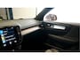 Volvo XC40 1.5 T5 Plug-in Hybrid 193kW/262pk DCT7 FACELIFT! Plus Bright CLIMA + CRUISE + FULL LED HIGH BEAM + NAVI SENSUS + LANE ASSIST + SPORTSTOELEN + KEYLESS ENTRY&GO + CAMERA + MISTLAMPEN VOOR + PARKSENSOREN + 18" LM-VELGEN!!