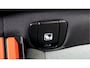 Volvo XC40 1.5 T5 Plug-in Hybrid 193kW/262pk DCT7 FACELIFT! Plus Bright CLIMA + CRUISE + FULL LED HIGH BEAM + NAVI SENSUS + LANE ASSIST + SPORTSTOELEN + KEYLESS ENTRY&GO + CAMERA + MISTLAMPEN VOOR + PARKSENSOREN + 18" LM-VELGEN!!
