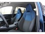 Lynk & Co 01 1.5 | Fabrieksgarantie tot 2026 | Panorama dak | 360' Camera | Elektrische kofferbak | Bestuurdersstoel elektrisch verstelbaar met geheugen | Parkeersensoren V+A | Navigatie | Climate controle | Stoelverwarming | Digital cockpit | Adaptive cruise | Apple CarPlay/Android auto | Keyless Go | 20 Inch LMV |