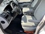 Volkswagen Transporter Kombi 2.0 TDI 140 PK DSG L1H1 BM BTW en BPM vrij Airco Cruise control Trekhaak PDC Marge 1e eigenaar Ideaal voor ombouw naar camper Euro 5 Personenbus Kombi Combi Tourer Groepsvervoer