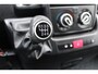 Peugeot Boxer 335 2.0 BlueHDI 165 PK EURO6 | GESLOTEN LAADBAK + DHOLLANDIA LAADKLEP | AIRCO