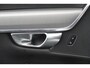 Volvo V90 BWJ 2018 2.0 D4 191 PK Momentum AUTOMAAT / TREKHAAK / APPLE CARPLAY / ANDROID AUTO / STOELVERW. / NAVI / CLIMA / ADAPTIVE CRUISE / AUTOMATICHE STOELEN / AUTOMATICHE ACHTERKLEP / LEDER / LMV