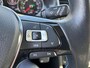 Volkswagen E-Golf E-DITION / Voorruit verwarming / 17 Inch / Parkeersensoren v+a