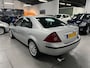 Ford Mondeo 1.8-16V First Edition Sport ECC / 17" VELGEN