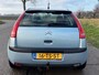 Citroën C4 1.4-16V Ligne Prestige 5-Drs Airco Electric pakket Audio/CD EBD Cruisecontrol ABS Trekhaak Dealeronderhoud Nieuwe Apk!