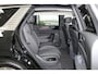 Hongqi E-HS9 President 99 kWh Black Edition | 6 persoons 22" LMV | Pano dak | Black pack | Matrix | Massage stoelen | Lederen bekleding | Air Suspension | Adaptive Cruise | Audio upgrade emplifier