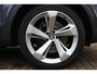 Bentley Bentayga 6.0 W12 Aut. | Massage | Nachtzicht | Panorama | Luchtvering | Stoelkoeling | Soft-close | Leren Hemel | Historie
