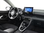Mazda 2 Hybrid 116 Centre-Line | 15-inch lichtmetalen velgen, Silver | 6 speakers | Achteruitrijcamera