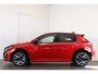 Peugeot 208 1.2 Hybrid 100 e-DCS6 GT | Navi | Alcantara | Stoelverw. + Massage | Cruise | Clima | Camera V+A | Parkeersensoren V+A | 17" Lichtmetaal | Metallic |