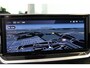 Peugeot 208 1.2 Hybrid 100 e-DCS6 GT | Navi | Cruise | Clima | Camera V+A | Parkeersensoren V+A | Alcantara | Stoelverwarming | 17" Lichtmetaal | Metallic |